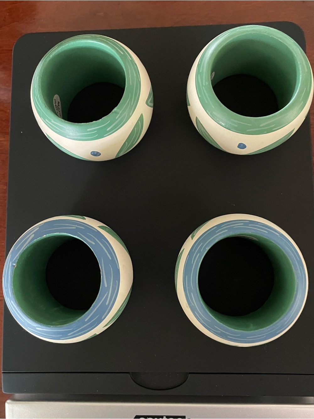 Hand-Painted Round Napkin Ring Holders  in Green and Blue - Set of 4 - Picture 3 of 3